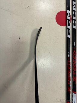 UPLNE NOVA PROFI HOKEJKA CCM JETSPEED FT TEAM  - 5