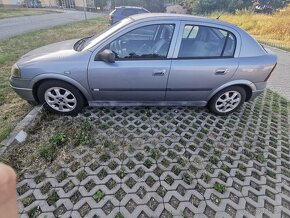 Predám Opel Astra - 5