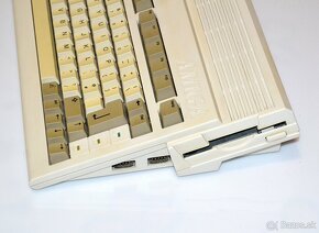 Commodore Amiga 600 + Amiga Fornat Game Pack 1 - 5