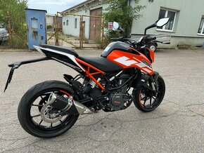 2017 KTM DUKE 250 ABS prodej na ND, naj. 7 km - 5