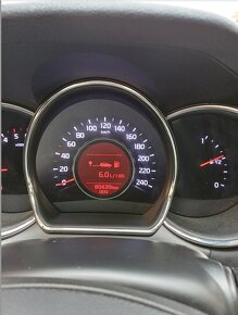 Kia CEED combi, 82.000 km, 1.6 CRDi - 5