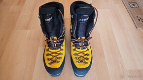 LA SPORTIVA 21K NEPAL CUBE GTX - 5