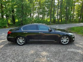 HYUNDAI GENESIS 3.8 GDi V6 - 5