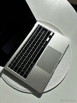 MacBook Air 2020 i3 256gb - 5