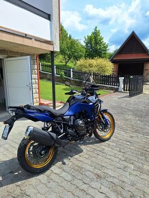 Suzuki v-strom 800 DE - 5