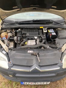 Citroen C4 1.6 HDI - 5