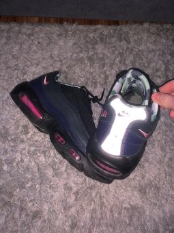 Nike x Corteiz Air Max 95 "Pink Beam" - 5