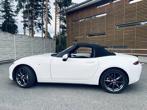 Mazda MX-5 ND 2.0 Skyactiv-G160 Revolution - 5