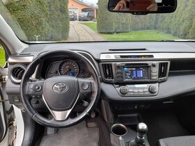 Predám toyotu rav4 91kw 2wd - 5