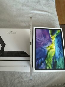 Apple iPad Pro 11” (2020) + Magic Keyboard + Apple pencil - 5