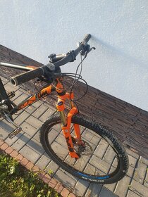 Horský bicykel KTM - 5