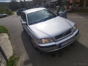 Volvo v40 - 5