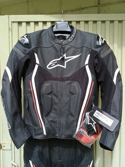 AKCIA: Kvalitná MOTOKOMBINÉZA Alpinestars Motegi V2 - 5