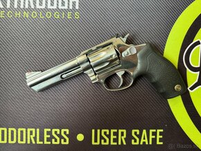 Predám revolver Taurus .22WMR - 5