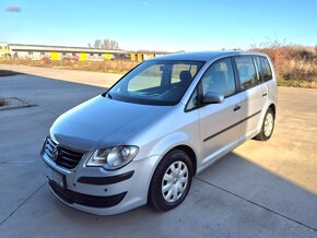 Predám Volkswagen Touran Faclieft 1.9 TDI 77kw M6 r.v.2009 - 5