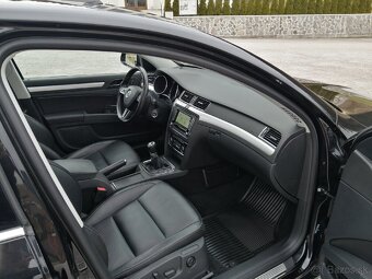 Škoda Superb 2 facelift 6/2015 135000km - 5