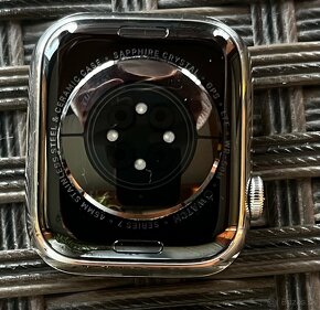 Apple Watch 7 45mm Stainless Steel (GPS + Cellular) - 5