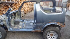 Suzuki Jimny časti karosérie - 5