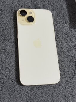 Predám Apple iPhone 15 128GB Žltý Stav Nového Telefónu - 5