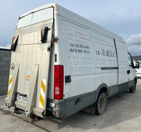 Predám Iveco Daily 2.8 107kW s hydraulickým čelom - 5