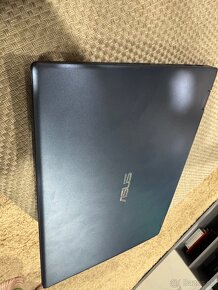 ASUS Vivobook Flip TP412F. dotykový displej - 5