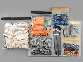 Lego Technic 42069 a 42052 - 5