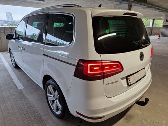 VW Sharan 2.0 110 kW DSG 7 miest bi-xenon ťažné PANO WEBASTO - 5