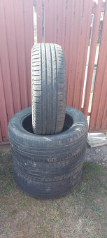 Nokian 225/60 R18 - 5