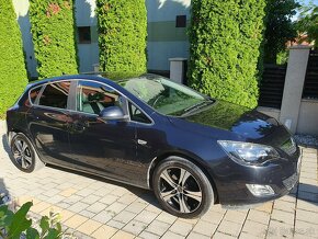 Predám OPEL ASTRA 1.7 CDTI Start/Stop 2012 - 5