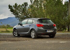 Opel Astra 1.4 ecoFLEX Enjoy - 5