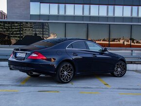 Mercedes-Benz CLS500 V8 - 5