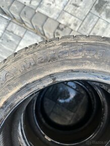 Predam zimne 205/55 R16 pneumatiky - 5