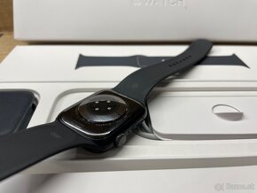 Apple Watch Series 7, 45mm, Midnight, PREDÁM - VYMENÍM - 5