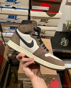 Nike x Travis Scott x Air Jordan 1 High TP SP - 5