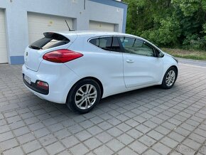 Kia ProCeed 1.6 GDi 2014 vybava Platinum, druhy majitel - 5