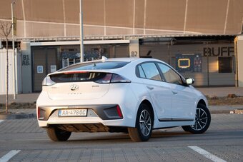 Hyundai Ioniq Electric,BEV - 5