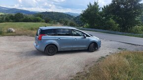 Peugeot 5008 1.6 hdi 7 - NOVE VSTREKOVACE - 5