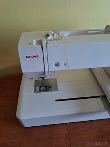 Vyšívací stroj JANOME MEMORY CRAFT 500E+nite a príslušenstvo - 5