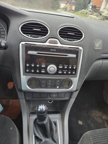 Predam Ford focus  kombi 1.6tdci 80kw 2008 275tis km - 5