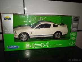 Model Ford Mustang GT 500 2007 1:24 Nex Models Welly - 5