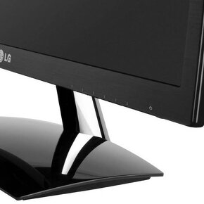 Predám  Super Slim (11,9mm) monitor LG E2351VRT 23" - 5