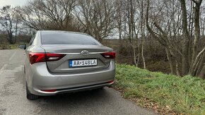 Avensis 2,0d - 5