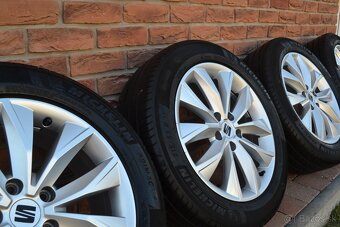 5x112 R17 Letna sada Org. Seat Ateca + 215/55 R17 Michelin - 5