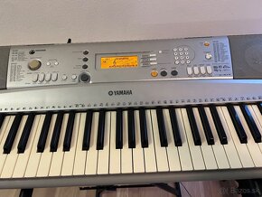 Predám Yamaha portatone PSR e303 - 5