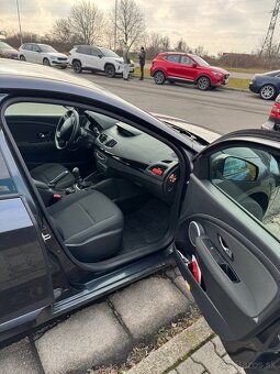 Renault Fluence 105500 km 1.5 Diesel 3999€ - 5