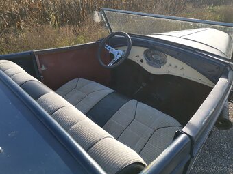 1932 Ford Roadster Hot Rod - 5