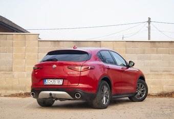 Alfa Romeo Stelvio - 5