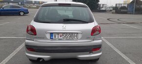 Predám Peugeot 206+  1.2 benzin 94000km - 5