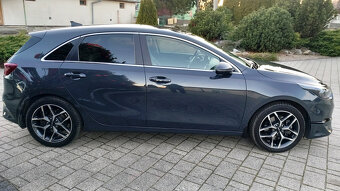 KIA Cee’d 1.5 T-GDi Platinum A/T - 5