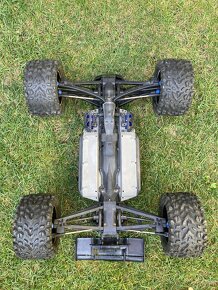 Traxxas E-revo 1:8 VXL RTR - 5